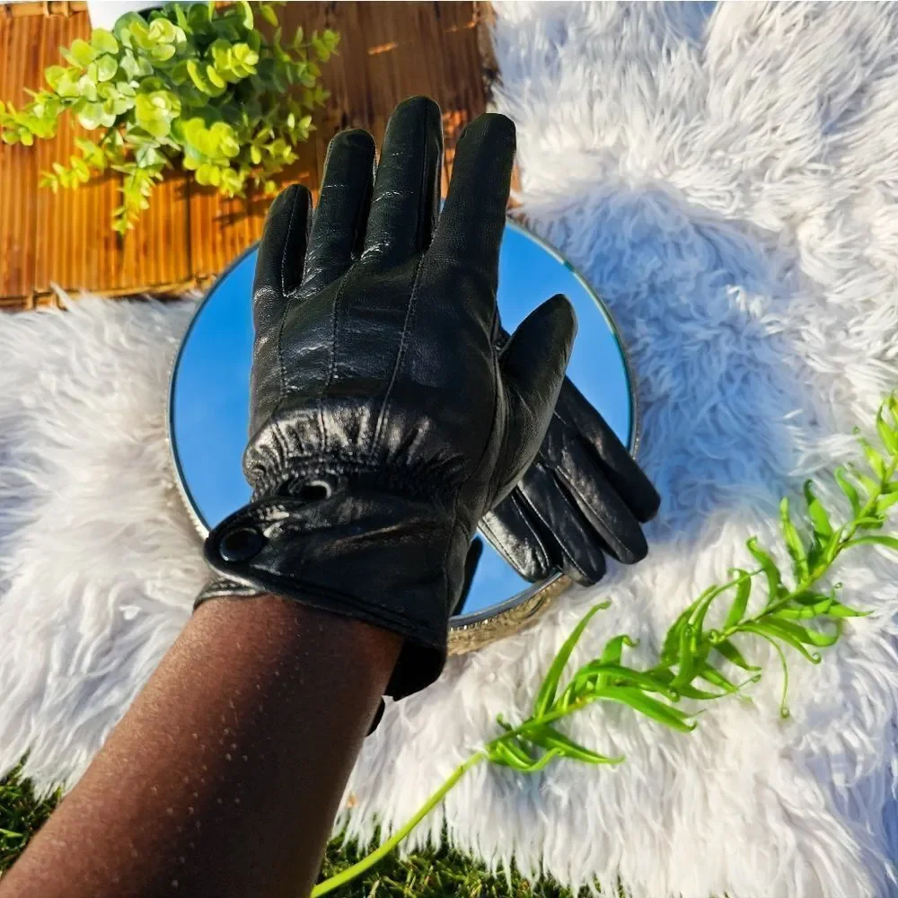 VTG Classic John Kent Leather Blend, Snap Closure Cuff Gloves.